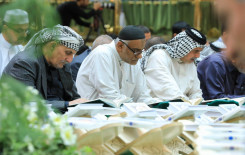 أساتذة الجامعات العراقية يشاركون ضمن فعاليات الختمة القرآنية في الصّحن العبّاسيّ المُطهّر