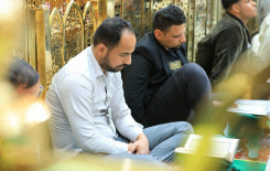 أساتذة الجامعات العراقية يشاركون ضمن فعاليات الختمة القرآنية في الصّحن العبّاسيّ المُطهّر