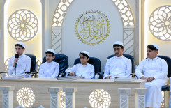 حناجر طلاب المعهد تصدح بآيات الله حفظًا في مقام الإمام المهدي (عج)