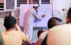 معهد القرآن الكريم يواصل إقامة مشروعه ليدبروا آياته بعدد من مساجد كربلاء المقدسة