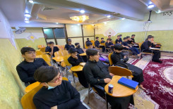 أكثر من 30 حافظًا يستلهمون دروسًا تربوية وأخلاقية ضمن البرنامج التربوي لوحدة التحفيظ