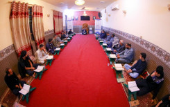 مشروع (بيوت النور) يضيء منازل المؤمنين بجلسات رمضانية تعليمية