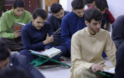 المجمع العلمي يقيم ختمة رمضانية لطلبة الأقسام الداخلية في جامعة كربلاء