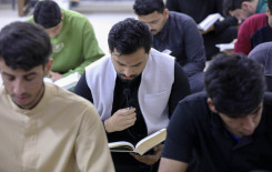 المجمع العلمي يقيم ختمة رمضانية لطلبة الأقسام الداخلية في جامعة كربلاء