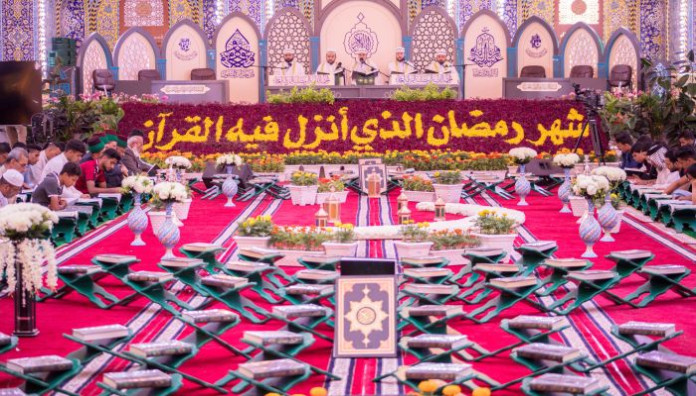 في رحاب الصحن العبّاسي المطهر معهد القرآن الكريم يقيم الختمة القرآنيّة الرمضانيّة المرتلة