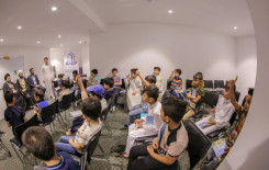 مدير معهد القرآن الكريم: إقبال الطلبة وتفاعلهم مع المشروع يدفعنا لبذل كل الجهود بغية خدمتهم وتعليمهم.