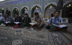 نفحات قرآنية مهداة من مرقد أبي الفضل العباس(عليه السلام) الى مرقد حفيده..