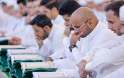 تلاوات فردية وجماعية صدحت بها أصوات طلبة أمير القراء في الصحن العباسي المطهر