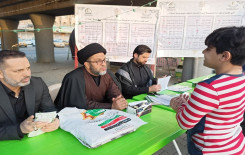 محطات تعليم القراءة الصحيحة للزائرين تنتشر على المحاور المؤدية صوب الإمام موسى بن جعفر (عليه السلام)