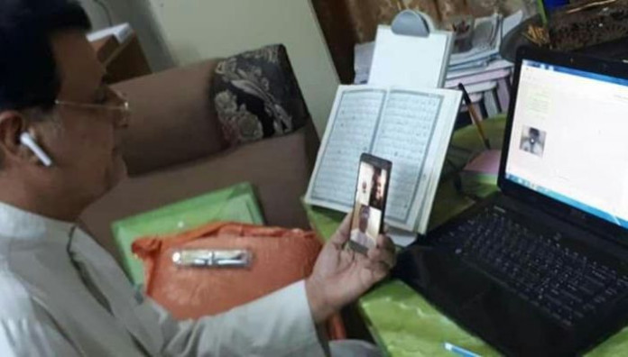 (288) طالباً يتلقون دروسهم الكترونياً في معظم مناطق العاصمة بغداد