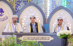 راية المولى أبيّ الفضل العباس تعانق راية أمير المؤمنين بعد حصول فريق النجف الأشرف على المركز الأول في المسابقة القرآنية الفرقية الوطنية الخامسة