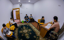 طلبة مشروع حفظ القرآن الكريم يواصلون دروسهم اليومية على وفق آلية تعليم متطورة