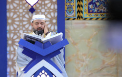 العتبة العباسية المقدسة تطلق الختمة الرمضانية لعام 1446هـ في الصحن العباسي المطهر