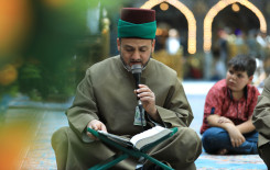 وحدة التلاوة وشعبة السادة الخدم يقيمان ختمة تعليمية في الصحن العباسي المطهر