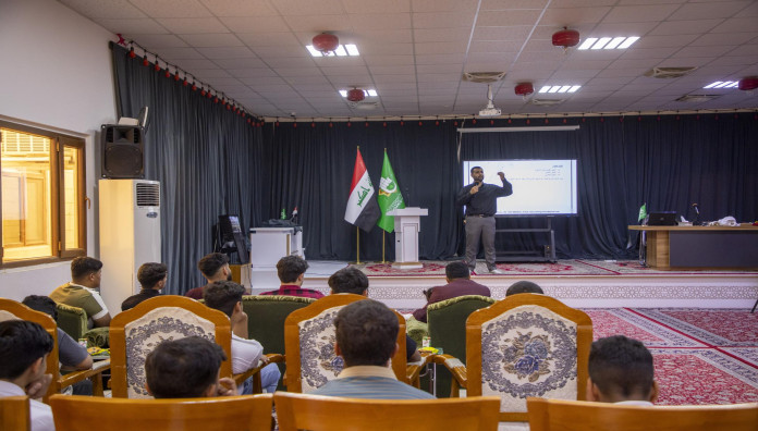 المجمع العلمي يواصل إقامة الورش التطويرية لطلبة المدارس في كربلاء