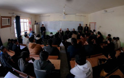 المَجمَعُ العلميّ يُقيم محاضرةً تربويةً لطلبة إعدادية الوقار في كربلاء