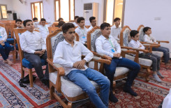 المَجمَع العلميّ يُقيم محاضرةً في علم النفس لطلبة المشروع التطويري الصيفي