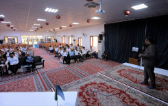 المَجمَع العلميّ يُقيم محاضرةً في علم النفس لطلبة المشروع التطويري الصيفي