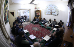 مشروع (بيوت النور) يضيء منازل المؤمنين في كربلاء بجلسات قرآنية تعليمية