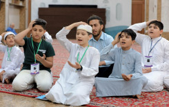 المَجمَع العلميّ يباشر بتوزيع المنهاج التعليمية على الطلبة المشاركين في الدورات الصيفية