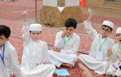 المَجمَع العلميّ يباشر بتوزيع المنهاج التعليمية على الطلبة المشاركين في الدورات الصيفية