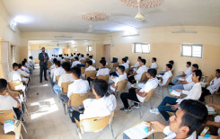 المَجمَع العلميّ يواصل إقامة محاضراته القرآنية في مدارس كربلاء