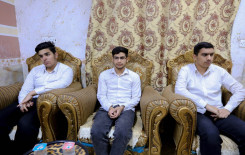 المَجمَع العلميّ يقوم بعيادة أحد أساتذته في كربلاء